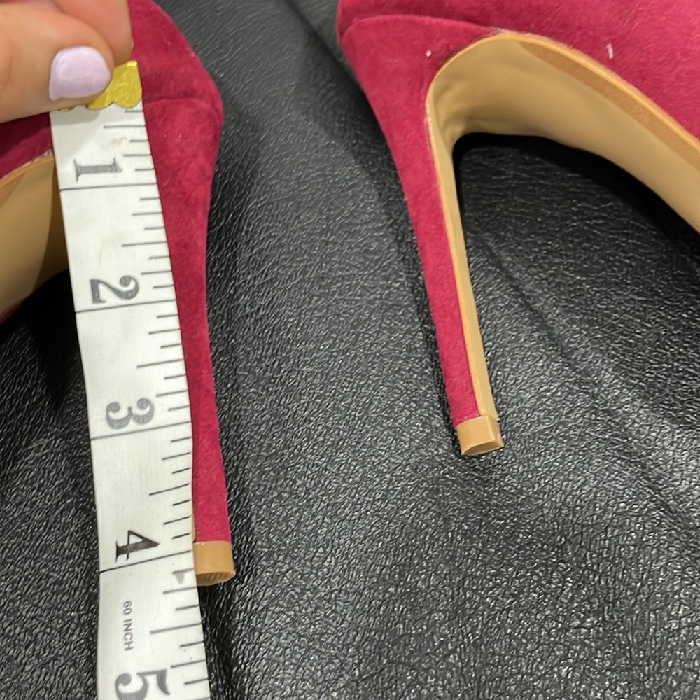 NWT VELVET RED 👢 👢 - Picture 3 of 5
